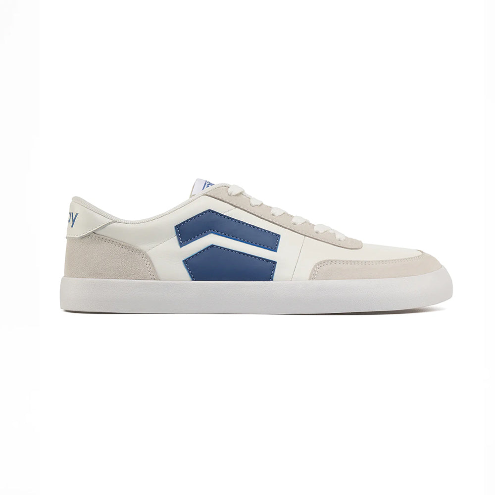 RUNNER V1 Varsity White zero-drop running shoes by Splay with black socks.