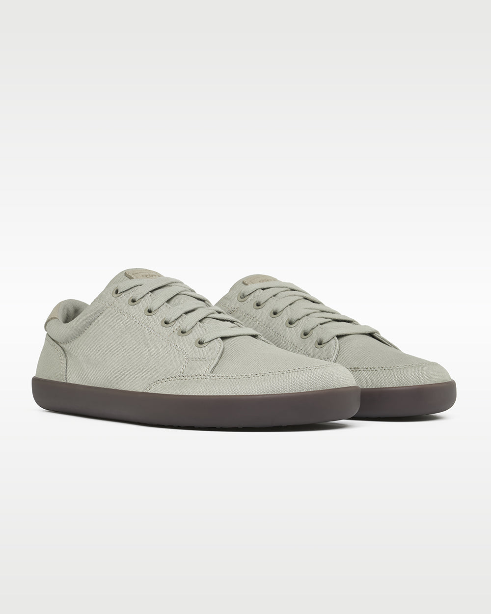 Splay Freestyle Ash barefoot shoes — minimal low-top lace-up sneaker, pair in an angled three-quarter view from the front