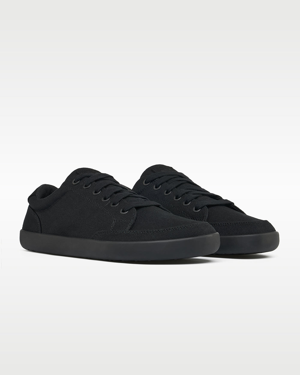 Splay Freestyle Jet barefoot shoes — minimal low-top lace-up sneaker, pair in an angled three-quarter view from the front