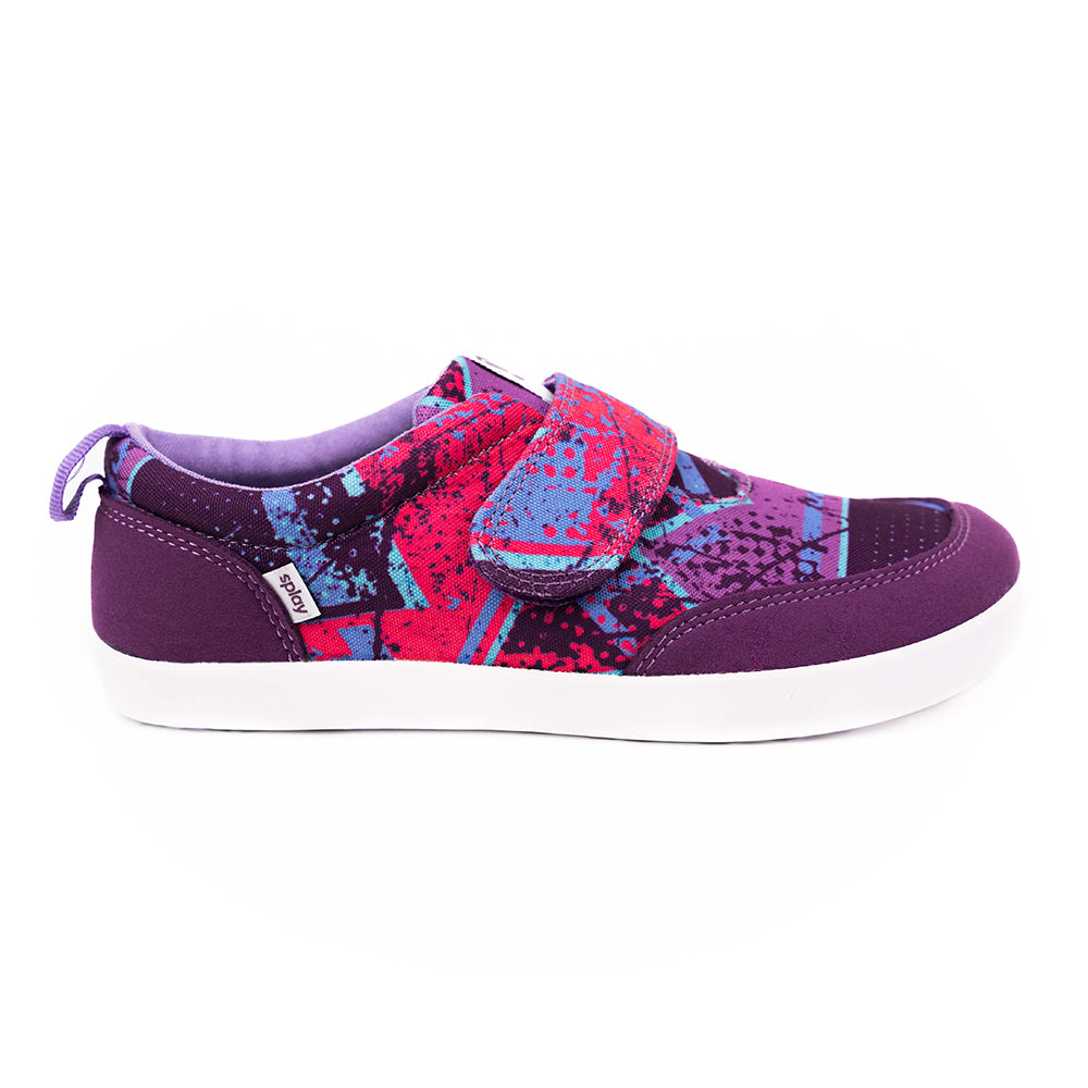 The Splay EXPLORE WILD 2.0 in Purple Pop, designed for active kids with a flexible and breathable fit.