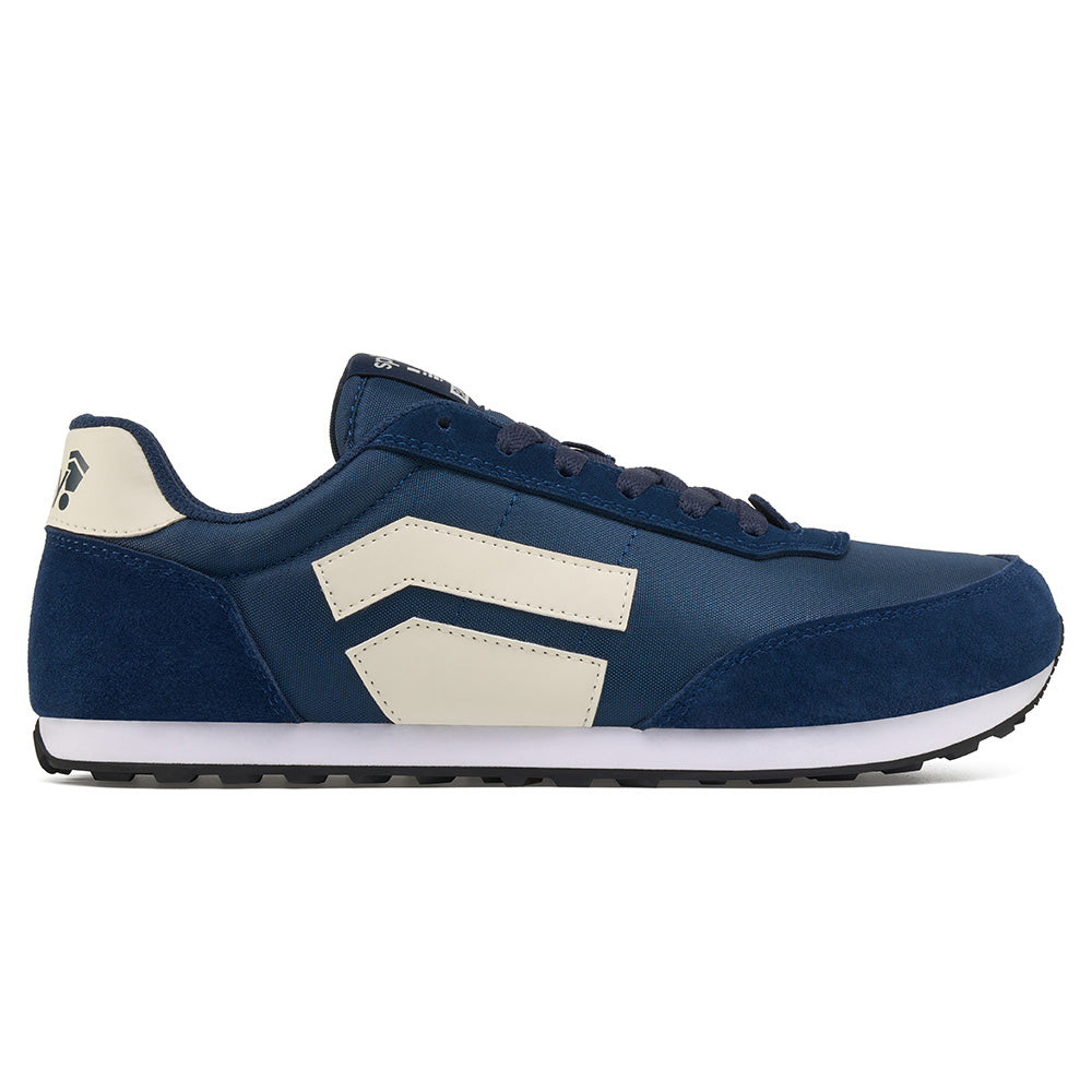 RUNNER V1 Varsity White zero-drop running shoes by Splay with black socks.