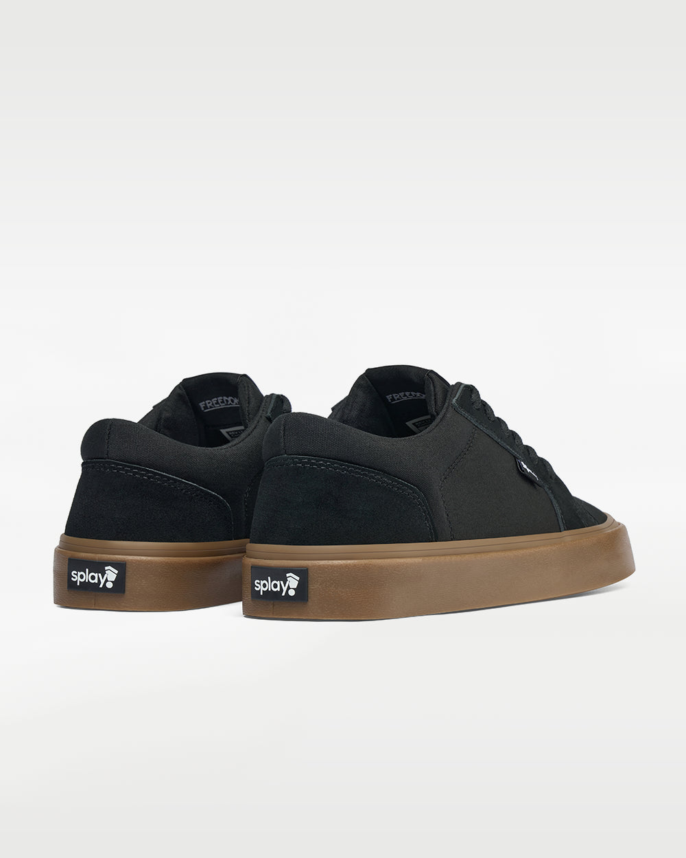 Splay REV LT Original Amsterdam barefoot shoes — low-top skate shoe, pair viewed from behind, heels toward the camera