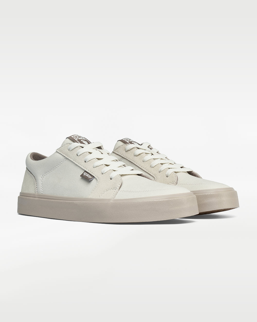 Splay REV LT Original Barcelona barefoot shoes — low-top skate shoe, pair in an angled three-quarter view from the front