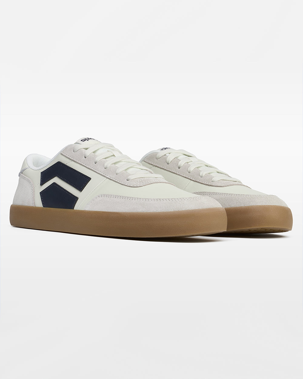 Splay 101 Blazer '26 barefoot shoes — low-top court sneaker with a side stripe and gum sole, pair in an angled three-quarter view from the front
