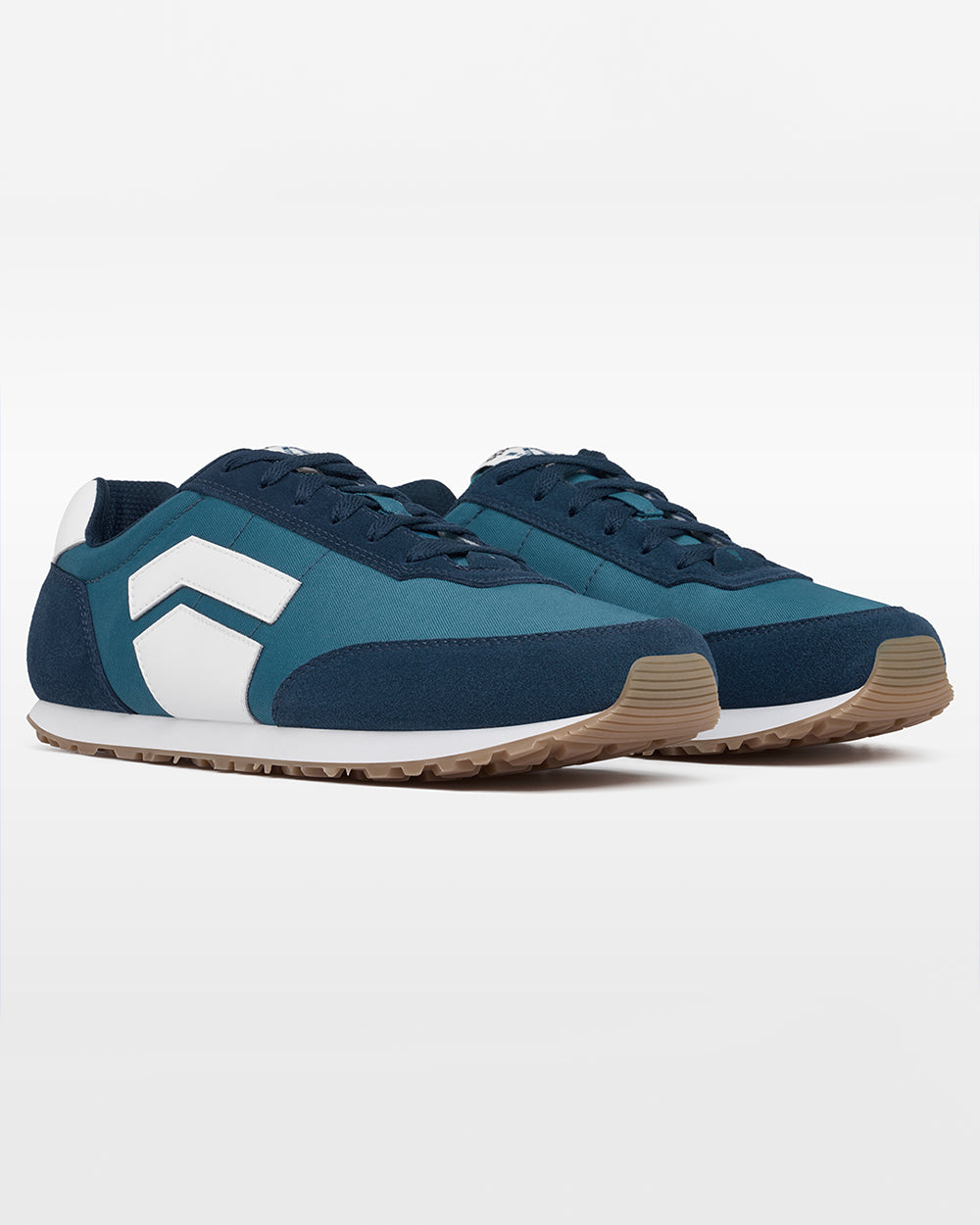 Splay Runner V1 Bleacher Blue '26 barefoot shoes — retro nylon-and-suede running shoe, pair in an angled three-quarter view from the front