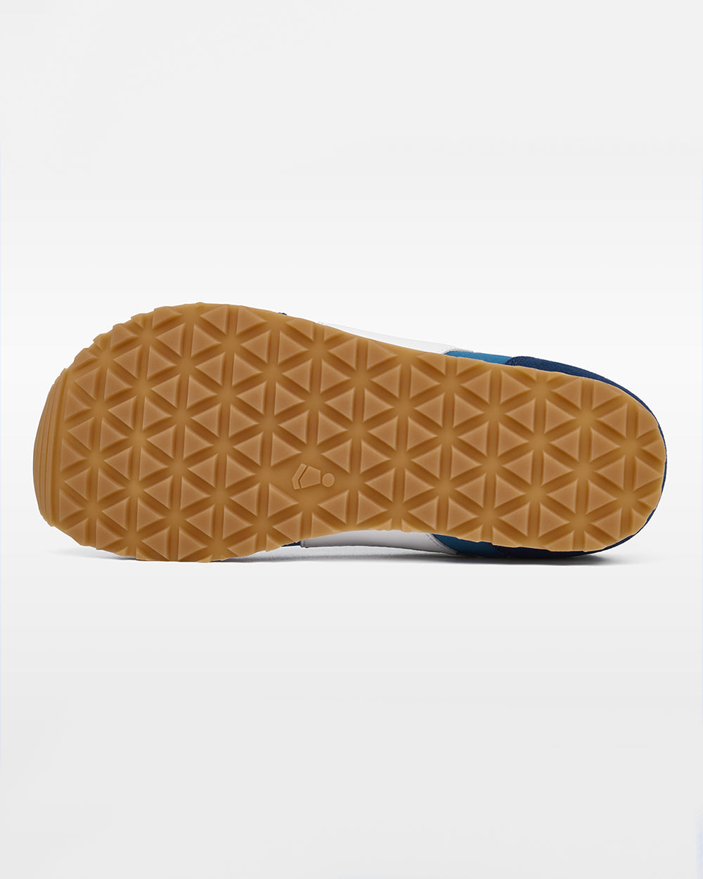 Splay Runner V1 Bleacher Blue '26 barefoot shoes — retro nylon-and-suede running shoe, outsole tread of a single shoe