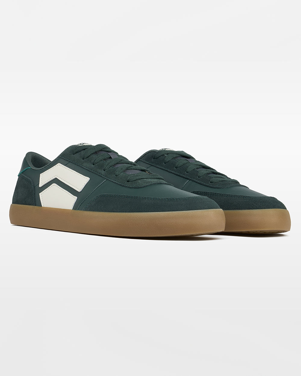 Splay 101 Ivy League Green '26 barefoot shoes — low-top court sneaker with a side stripe and gum sole, pair in an angled three-quarter view from the front