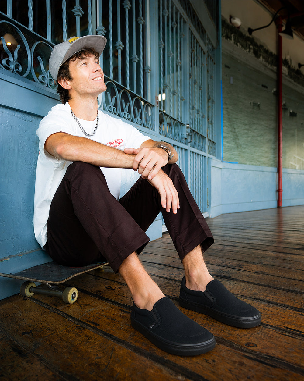 Splay REV SO New York barefoot shoes — canvas slip-on, lifestyle photo, the shoes shown in use outdoors