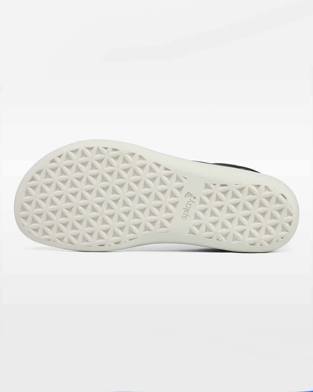 Splay Freestyle Leather Obsidian barefoot shoes — leather low-top lace-up sneaker, outsole tread of a single shoe