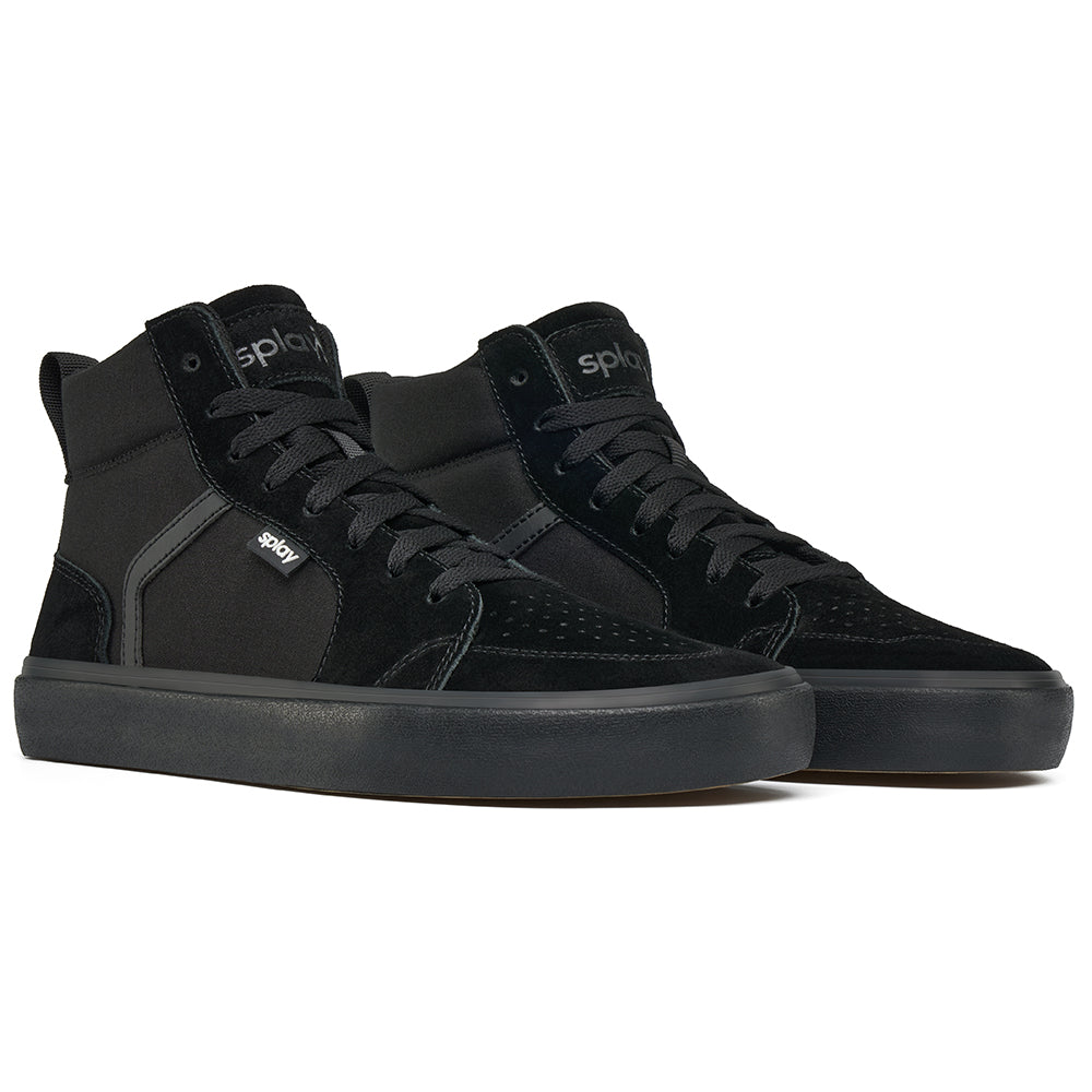 REV HTS Carlsbad barefoot shoes with a durable upper, wide toe box, and flexible sole for natural movement.