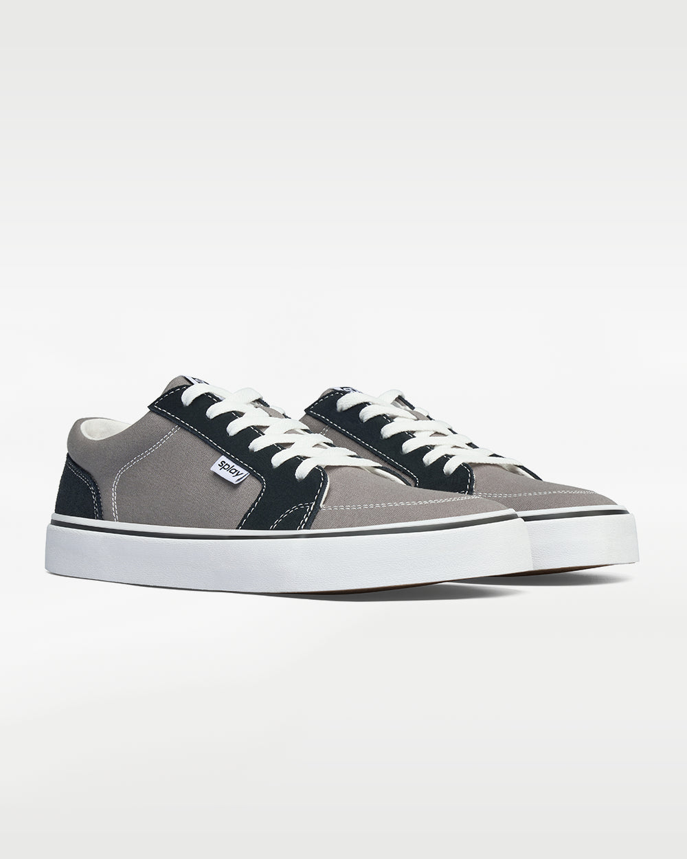 Splay REV LT Original Tokyo barefoot shoes — low-top skate shoe, pair in an angled three-quarter view from the front