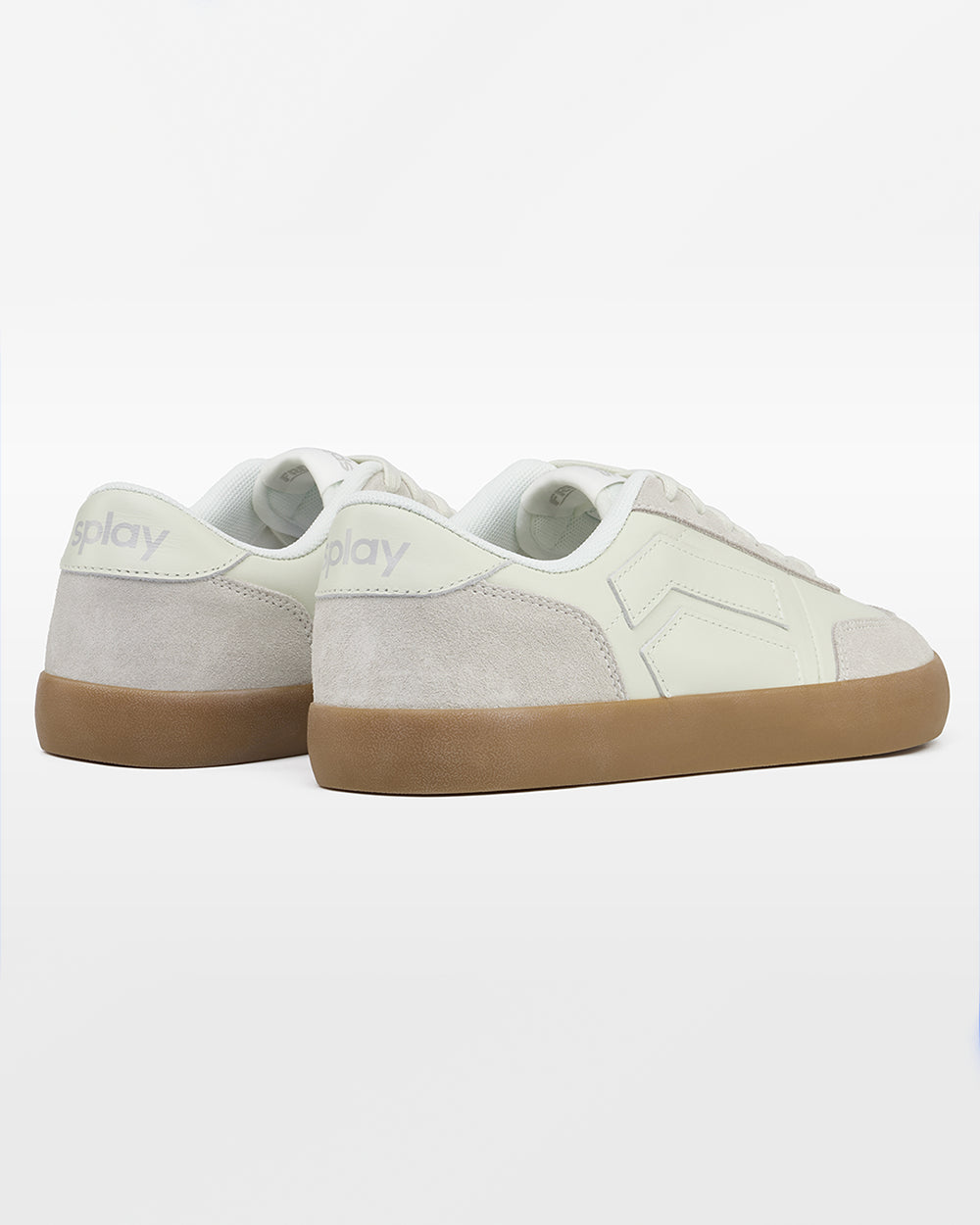 Splay 101 Whiteboard '26 barefoot shoes — low-top court sneaker with a side stripe and gum sole, pair viewed from behind, heels toward the camera