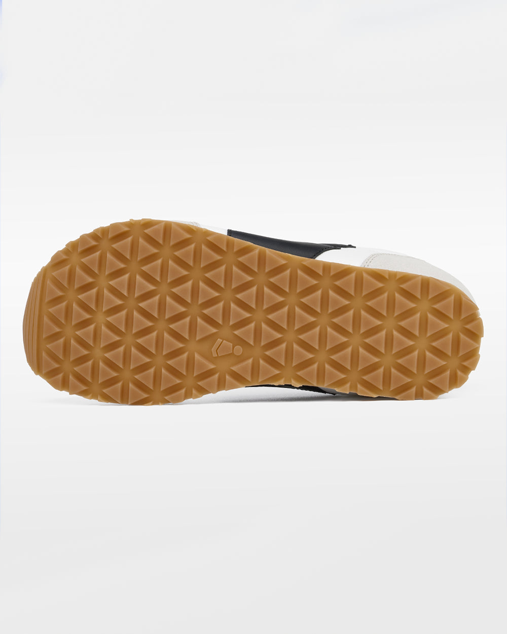 Splay Runner V1 Varsity White '26 barefoot shoes — retro nylon-and-suede running shoe, outsole tread of a single shoe